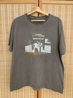 Unisex Gray Graphic Tee